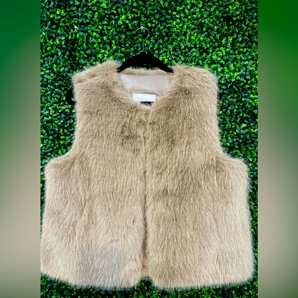Apricot - Elegant Fur Crop Vest